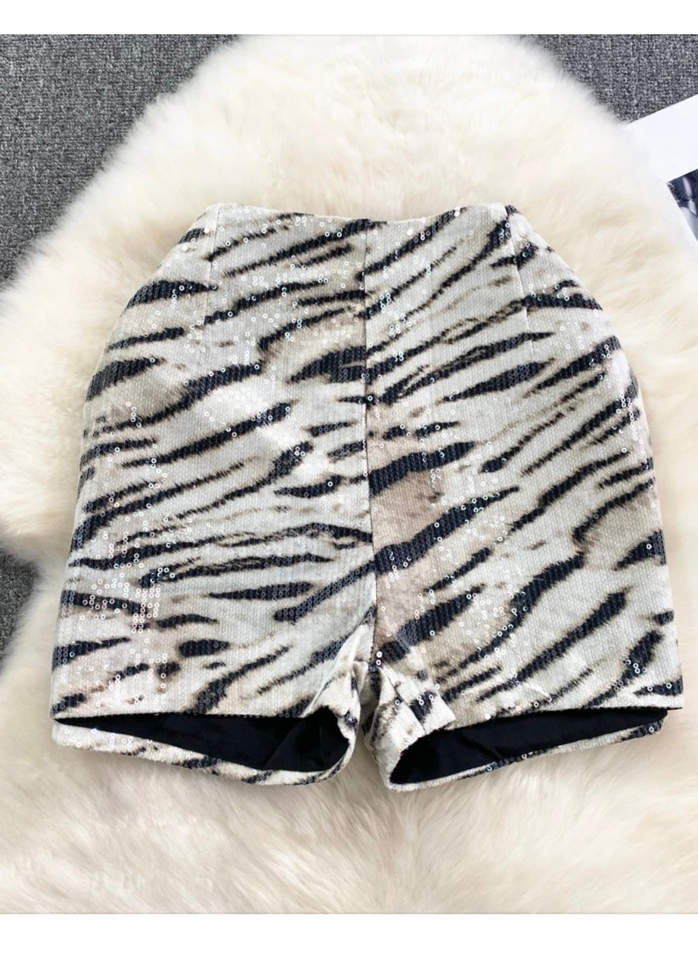 Sequins Animal Shorts