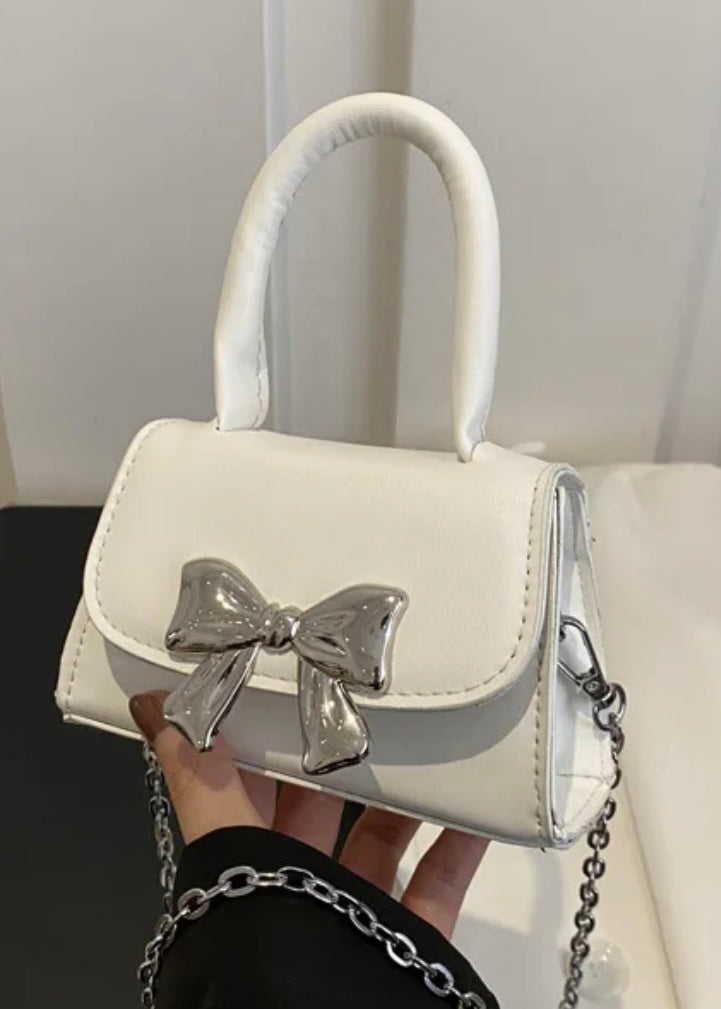 Bow Purse-White